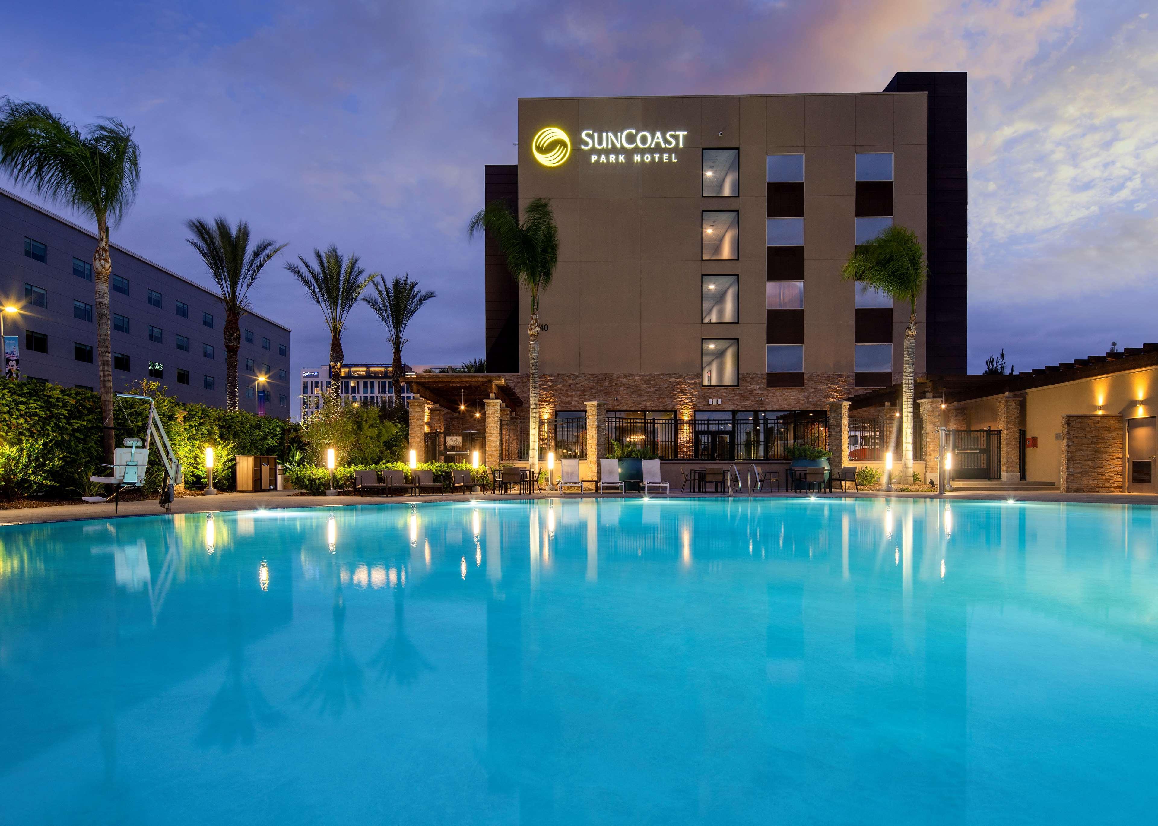 Suncoast Hotel Anaheim, Tapestry Collection By Hilton Exteriér fotografie
