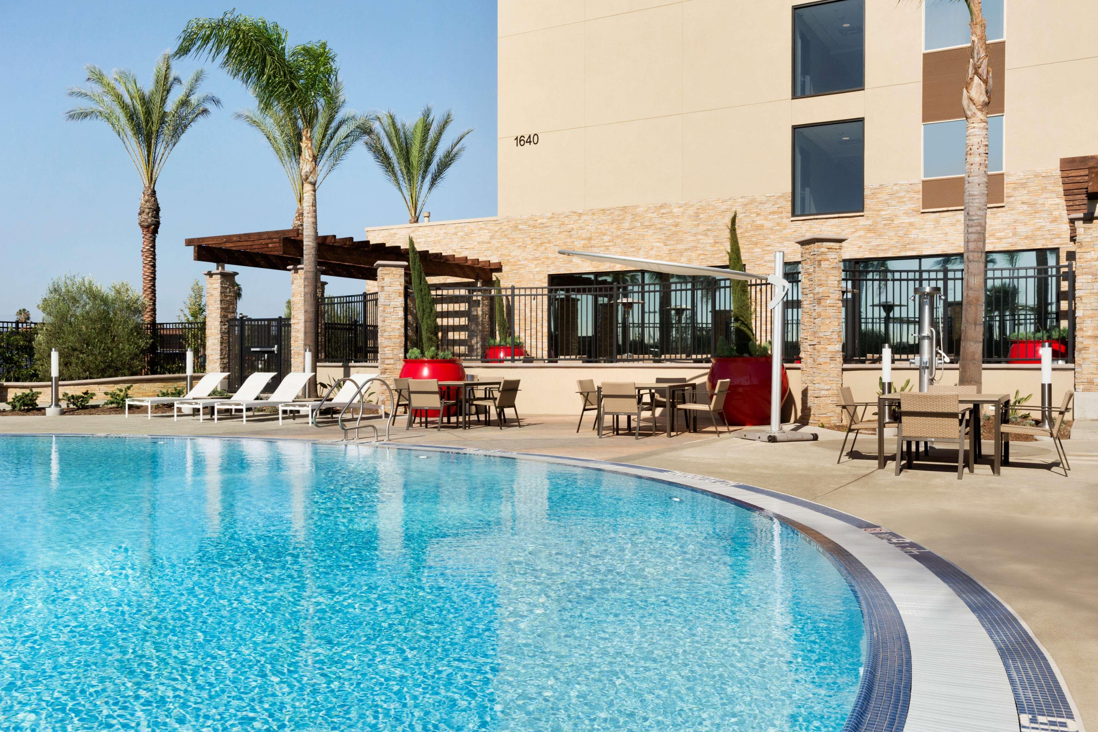 Suncoast Hotel Anaheim, Tapestry Collection By Hilton Exteriér fotografie