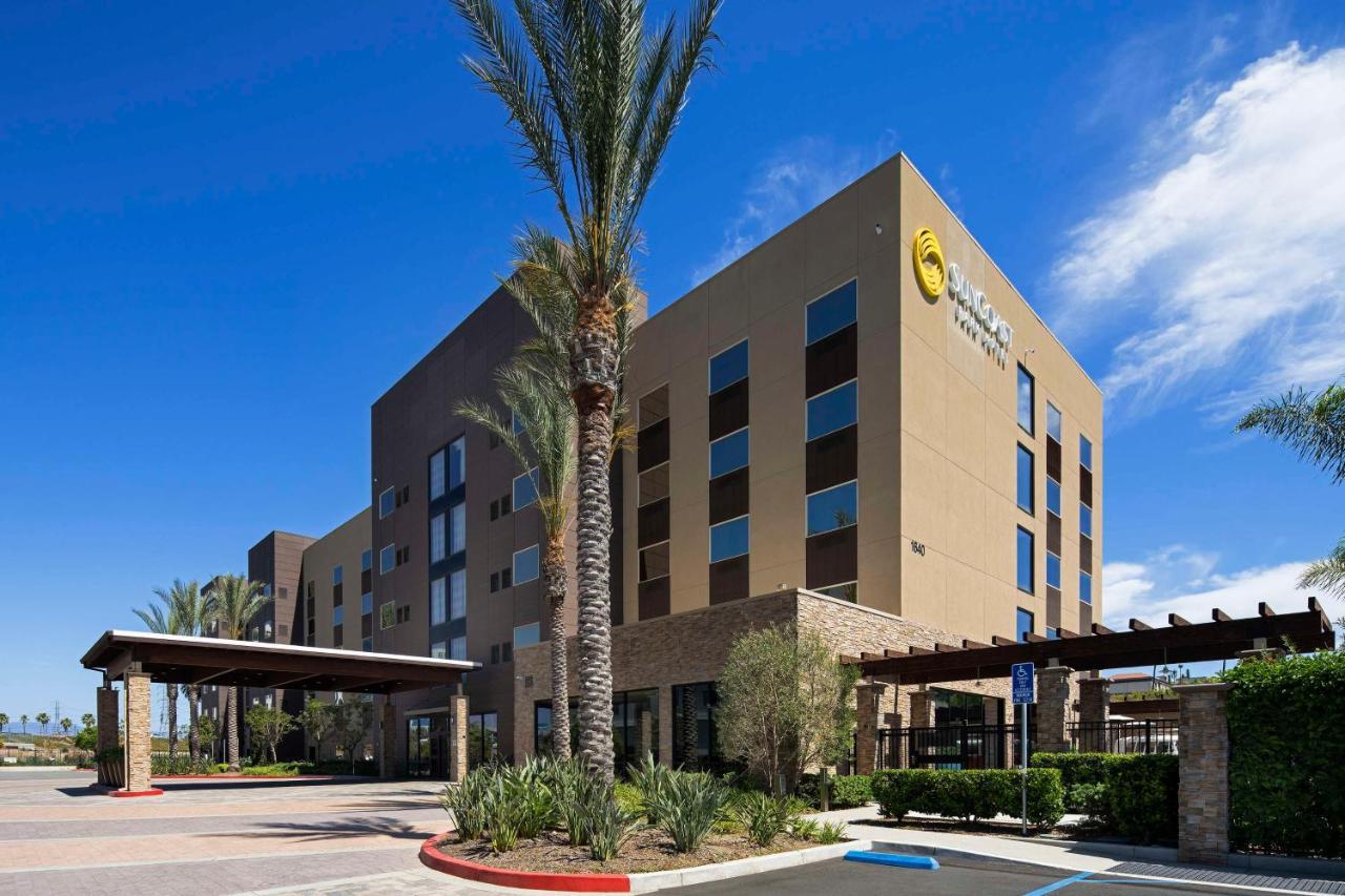 Suncoast Hotel Anaheim, Tapestry Collection By Hilton Exteriér fotografie